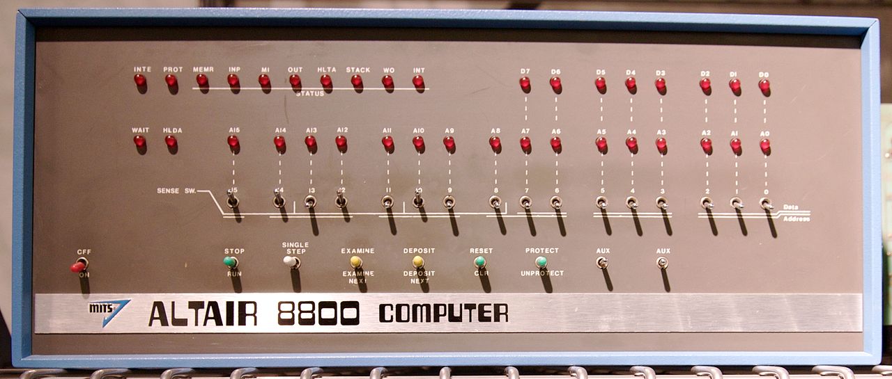 Altair 8800 at the Computer History Museum (cropped)
